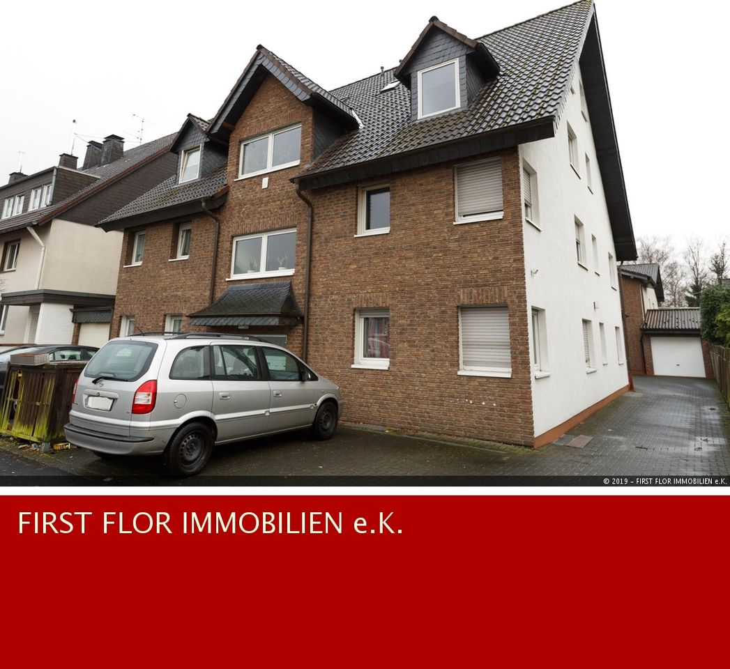 Hausfront rechts