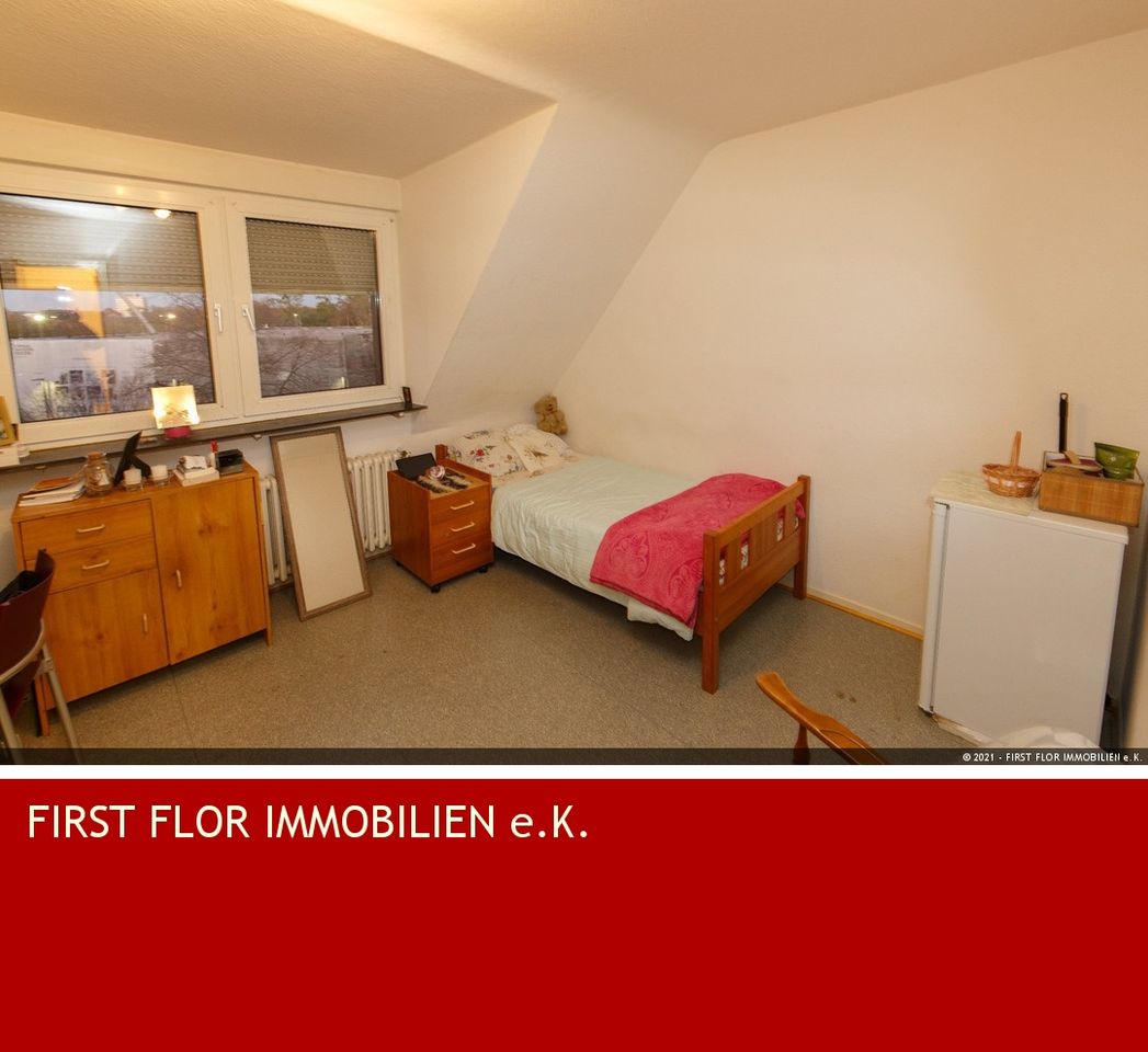 Zimmer möbliert