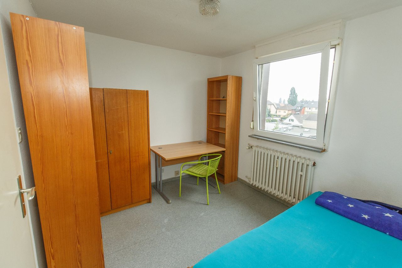 Zimmer Möbliert